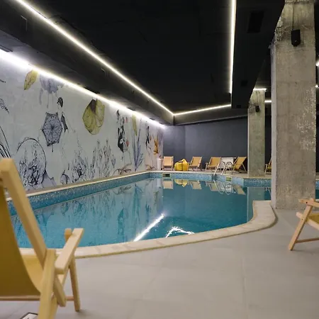 Flora - Hotel