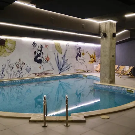 Flora - 2*