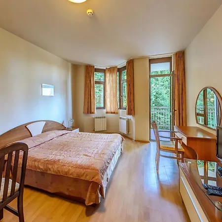 Flora - Hotel Borovets