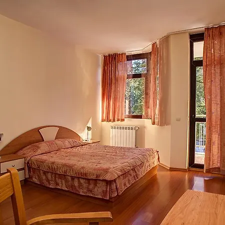 Hotel Flora -